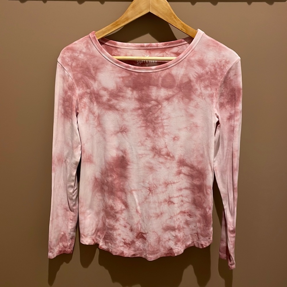 AEO Soft&Sexy Plush lightweight
sweater XS-S. Gently worn.